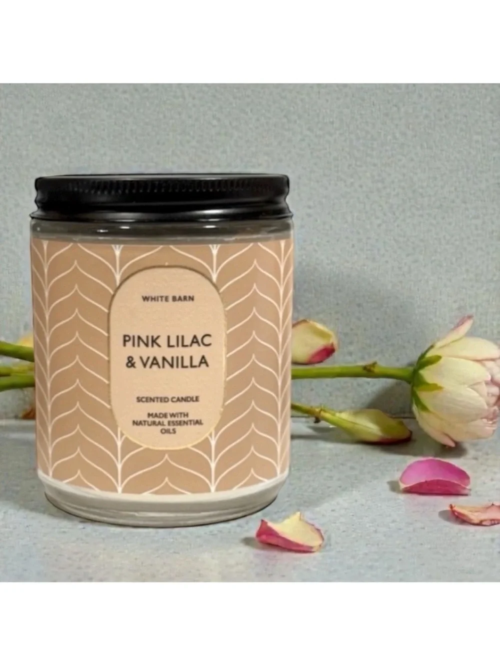 Pink Lilac and Vanilla Candle - Picture 1 of 2